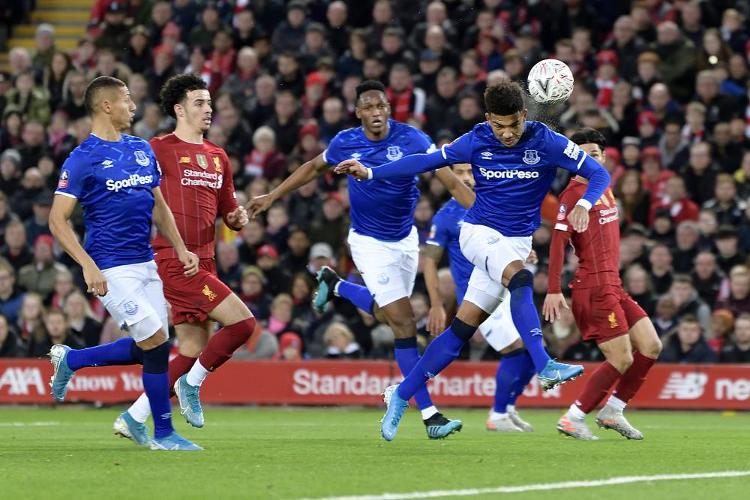 斯特拉斯堡主帅：巴黎能赢欧冠，他们是目前欧洲