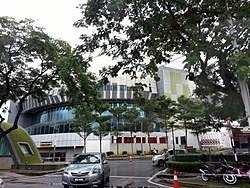 停播5年的LOL女主播突然回归，颜值变化巨大，被吐槽没钱就回来了？